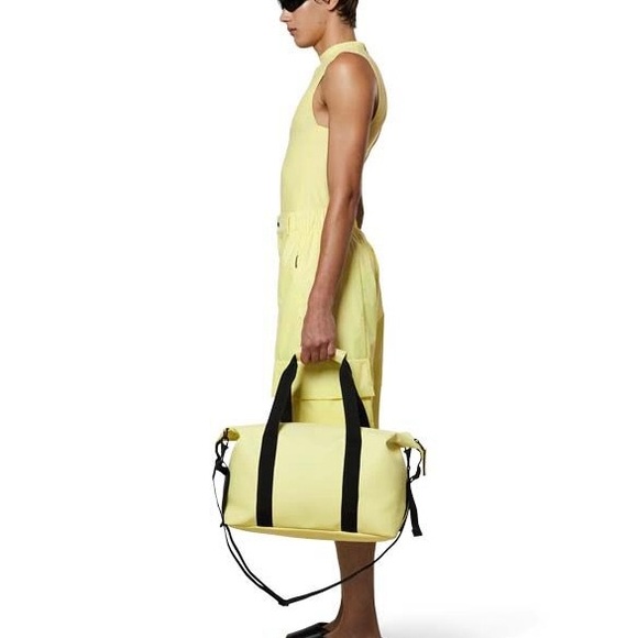 (A11)‎ Rains Weekend Bag Small in Straw NWT Unisex